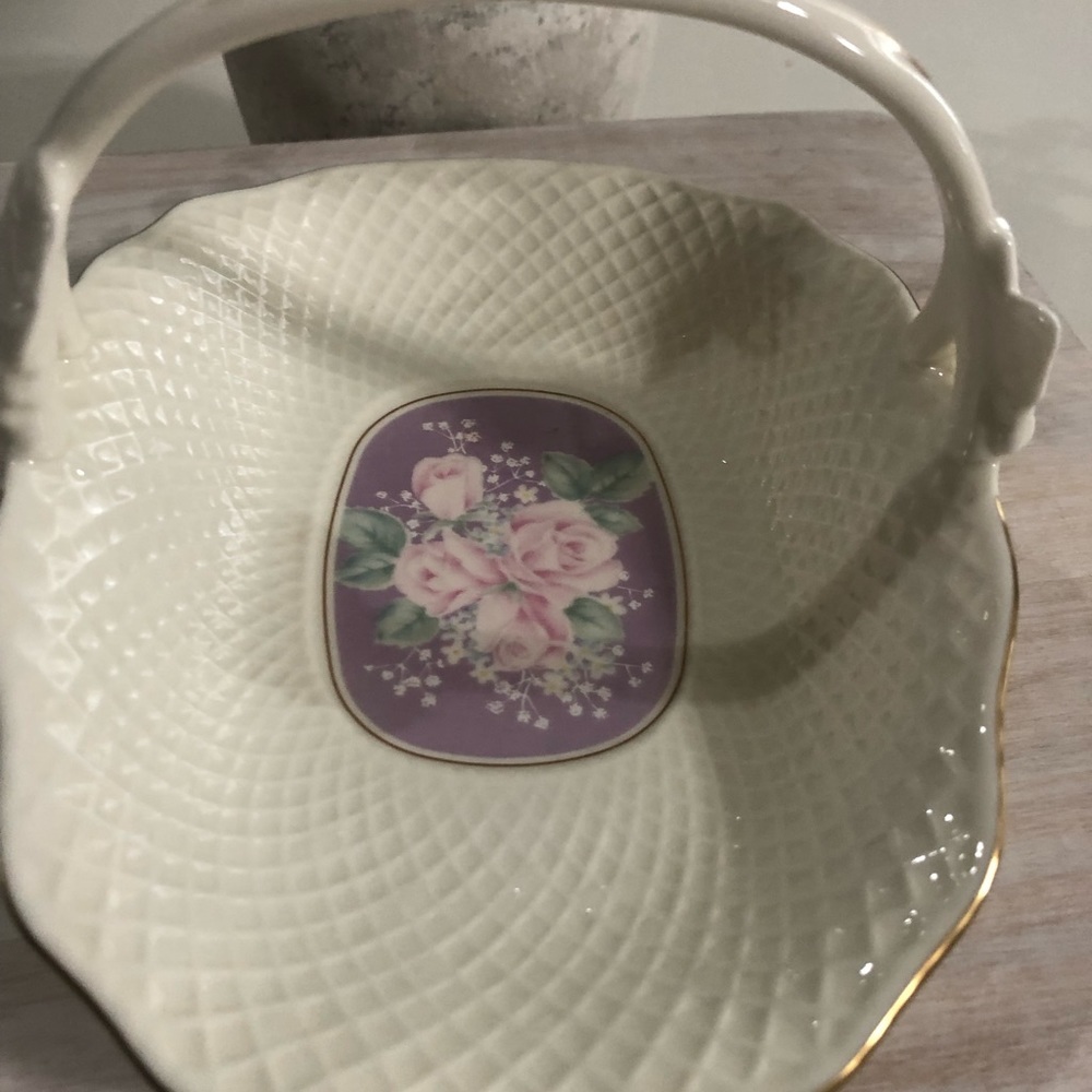 Mikasa Pastel Garden Small Basket Bone China